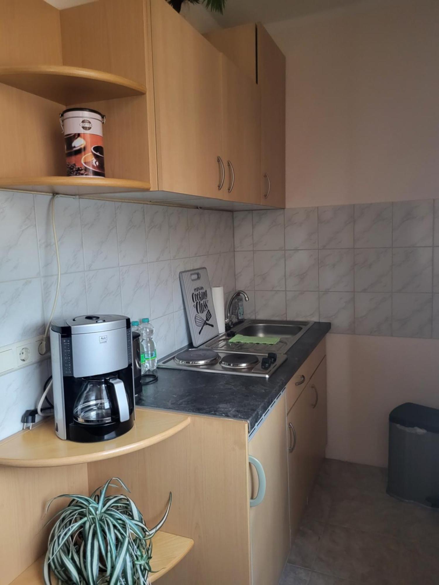 Apartment - Gaestewohnung - Unterkunft Monteure Chemnitz  Exteriér fotografie